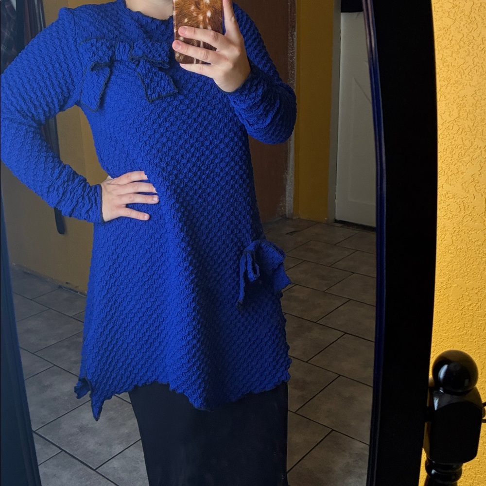 Sew modest custom top - Picture 2 of 3